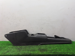 консоль салона Opel Sintra 1 поколение 1999, 2.2 л., X 22 XE, бензин, МКПП, красный, минивэн, передний привод