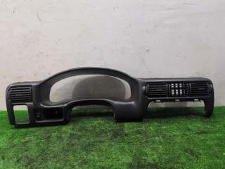 накладка на торпедо (консоль) Opel Sintra 1 поколение 1999, 2.2 л., X 22 XE, бензин, МКПП, красный, минивэн, передний привод, 10234827