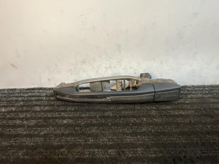 ручка наружная задняя правая Mercedes-Benz E-Класс W124 [рестайлинг] W124 1993, 2.5 л., OM 602.911, дизель, МКПП, черный, седан, задний привод