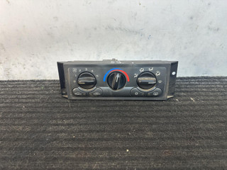 блок управления печки / климат-контроля Opel Sintra 1 поколение 1999, 2.2 л., X 22 XE, бензин, МКПП, красный, минивэн, передний привод, 16206959