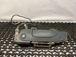 ручка наружная Ford Mondeo 2 поколение 1996, 2.0 л., бензин, МКПП, красный, универсал, передний привод