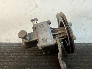 насос гидроусилителя руля Audi 80 8C/B4 1993, 2.0 л., ABT, бензин, МКПП, зеленый, седан, передний привод, 5328017
