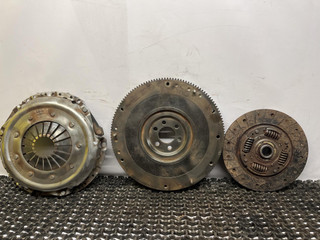 комплект сцепления Audi 80 8C/B4 1993, 2.0 л., ABT, бензин, МКПП, зеленый, седан, передний привод