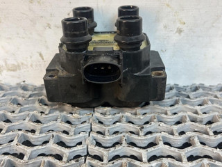 катушка зажигания Ford Mondeo 2 поколение 1996, 2.0 л., бензин, МКПП, красный, универсал, передний привод, 928F-12029-CA, 5150CA