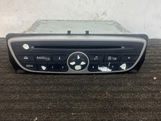 магнитола Renault Fluence 1 поколение 2011, 1.6 л., бензин, АКПП, серебристый, седан, передний привод, 281150030R, U021-SECURITY