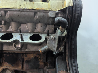 фланец (тройник) системы охлаждения Opel Sintra 1 поколение 1999, 2.2 л., X 22 XE, бензин, МКПП, красный, минивэн, передний привод, 90466781