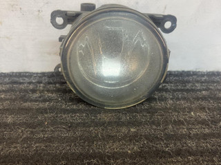 фара противотуманная левая Renault Fluence 1 поколение 2011, 1.6 л., бензин, АКПП, серебристый, седан, передний привод, 8200074008, 89202503