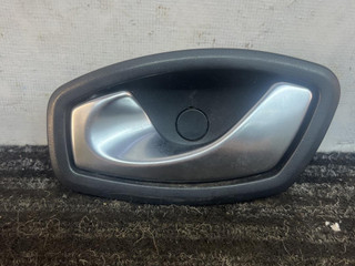 ручка внутренняя передняя левая Renault Fluence 1 поколение 2011, 1.6 л., бензин, АКПП, серебристый, седан, передний привод, 826730001R, 110485