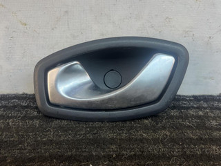 ручка внутренняя задняя левая Renault Fluence 1 поколение 2011, 1.6 л., бензин, АКПП, серебристый, седан, передний привод, 826730001R, 110485