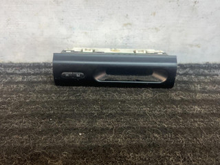 часы Ford Mondeo 2 поколение 1996, 2.0 л., бензин, МКПП, красный, универсал, передний привод