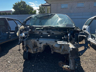 часть кузова (вырезанный элемент) Renault Megane 2 поколение [рестайлинг] 2008, 1.4 л., бензин, МКПП, чёрный, седан