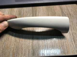 ручка наружная двери передней правой