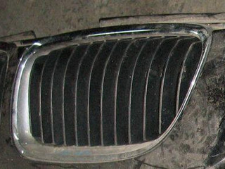 заглушка (решетка) в бампер BMW 3 серия E90/E91 [рестайлинг] 2011, 2.0 л., N43 B20 A, бензин, МКПП, седан, 51137201967, 51137201969