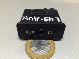 разъем AUX / USB