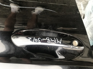 ручка наружная Mercedes-Benz CLS-Класс C219 2005, 3.0 л., OM 642.920, дизель, АКПП, черный, купе