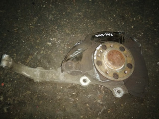 кулак поворотный правый Mercedes-Benz S-Класс W222/C217/A217 2014, 3.0 л., OM 642.861, дизель, АКПП, серебристый, седан, A2222001
