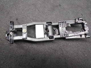 скелет ручки двери передней правой Mercedes-Benz E-Класс W211/S211 2005, 2.1 л., OM 646.961, дизель, АКПП, седан, A2037600234