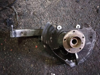 кулак поворотный правый BMW X5 E70 [рестайлинг] 2011, 3.0 л., N57 D30 B, дизель, АКПП, внедорожник 5 дв., 31216773784