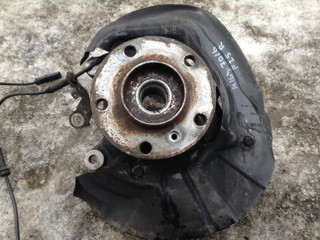 кулак поворотный правый BMW X3 F25 2013, 2.0 л., N47 D20 C, дизель, АКПП, белый, внедорожник 5 дв., 6787514
