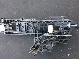 скелет ручки двери задней правой Mercedes-Benz M-Класс W166 2015, 3.0 л., OM 642.826, дизель, АКПП, cthsq, внедорожник 5 дв., A2047601634