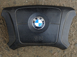 подушка безопасности водителя BMW 5 серия E39 1995, 2.2 л., M54 B22 (226S1), бензин, АКПП, седан, 1093305, 3310933051