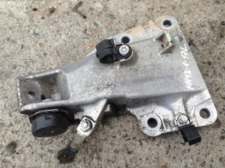 кронштейн двигателя BMW 5 серия E60/E61 2006, 2.5 л., N52 B25 A, АКПП, седан, 6760315