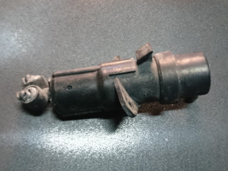 форсунка омывателя фары левая BMW 7 серия E65/E66/E67 2003, 3.0 л., M57 D30 (306D2), дизель, АКПП, седан, 61677001949