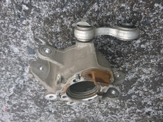 кулак задний правый BMW 7 серия F01/F02 2010, 4.4 л., N63 B44 A, бензин, АКПП, седан, 33326796498, 6797778