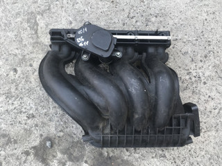коллектор впускной Mercedes-Benz C-Класс W204/S204/C204 [рестайлинг] 2011, 2.1 л., OM 646.811, дизель, АКПП, седан, A611090