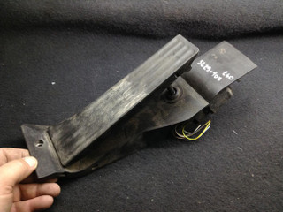педаль BMW 5 серия E60/E61 2004, 3.0 л., M57 D30 (306D2), дизель, АКПП, седан, 6766930