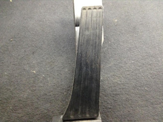 педаль BMW 5 серия E60/E61 2007, 3.0 л., M57 D30 (306D3), дизель, АКПП, седан, 6772645