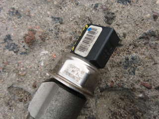 датчик давления топлива Mercedes-Benz E-Класс W212/S212/C207/A207 2010, 2.1 л., OM 651.924, дизель, АКПП, седан, 9307Z521A
