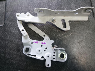 петля капота левая BMW 3 серия F30/F31/F34 2013, 3.0 л., N57 D30 A, дизель, АКПП, седан, 7336699