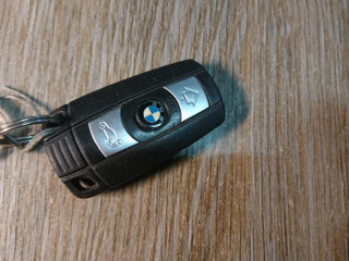 ключ BMW 1 серия E81/E87 [рестайлинг] 2008, 2.0 л., N47 D20 A, дизель, АКПП, хетчбэк 5 дв.
