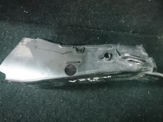 воздуховод тормозной правый BMW 7 серия F01/F02 2010, 4.4 л., N63 B44 A, бензин, АКПП, седан, 51747184156