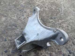 кронштейн двигателя BMW 5 серия F07/F10/F11 2012, 3.0 л., N55 B30 A, бензин, АКПП, хетчбэк 5 дв., 6781228