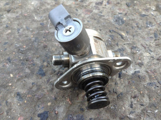 ТНВД BMW 5 серия F07/F10/F11 2012, 3.0 л., N55 B30 A, бензин, АКПП, хетчбэк 5 дв., 7610761