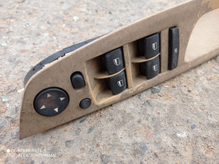 кнопка стеклоподъемника двери BMW X5 E70 2007, 3.0 л., N52 B30 A, бензин, АКПП, внедорожник 5 дв., 9122121