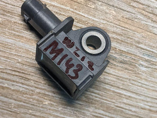 датчик удара Mercedes-Benz E-Класс W213/S213/C238/A238 2016, 2.0 л., OM 654.920, дизель, АКПП, белый, седан, правый руль, A2229051400, 2229051400