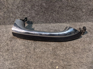 ручка наружная Mercedes-Benz M-Класс W164 2006, 3.5 л., M 272.967, бензин, АКПП, внедорожник 5 дв., правый руль, 1647600670, A1647600670