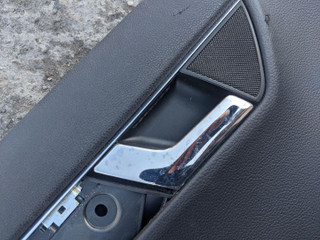 ручка внутренняя задняя левая Mercedes-Benz C-Класс W204/S204 2008, 2.1 л., OM 646.811, дизель, МКПП, серебро, седан, LI00172776