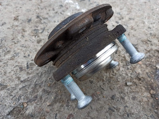 ступица передняя левая BMW 7 серия F01/F02 2011, 3.0 л., N54 B30 A, бензин, седан, 6850153