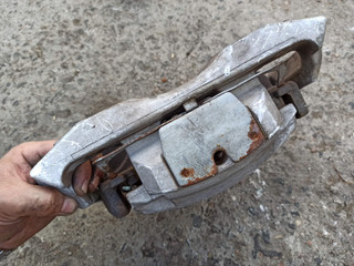 суппорт передний правый BMW 7 серия F01/F02 2011, 3.0 л., N54 B30 A, бензин, седан
