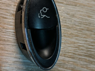 кнопка открытия багажника Mercedes-Benz E-Класс W211/S211 2005, 2.1 л., OM 646.961, дизель, АКПП, седан, A2118211151, 2118211151