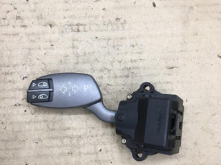 переключатель поворотов BMW 7 серия E65/E66/E67 2002, 4.4 л., бензин, АКПП, седан, 6911516