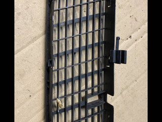 решетка капота BMW X5 E53 2001, 3.0 л., M54 B30 (306S3), бензин, АКПП, внедорожник 5 дв., 8402669