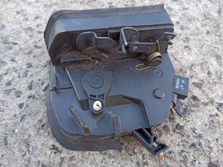 замок двери задней левой BMW X5 E53 2001, 8402601