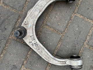 рычаг задний правый нижний