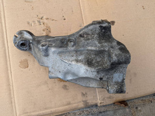 кронштейн двигателя Mercedes-Benz E-Класс W212/S212/C207/A207 W212 2010, 2.2 л., дизель, АКПП, седан, задний привод, правый руль, A6512233404, 6512233404