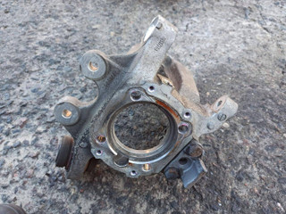 кулак задний правый BMW 5 серия E60/E61 2007, 6770926